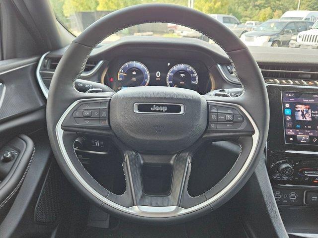 new 2025 Jeep Grand Cherokee L car, priced at $44,072