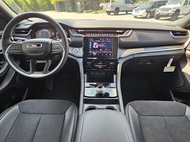 new 2025 Jeep Grand Cherokee L car, priced at $44,072