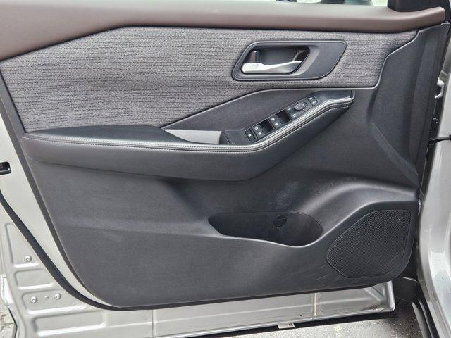 used 2023 Nissan Rogue car, priced at $23,124