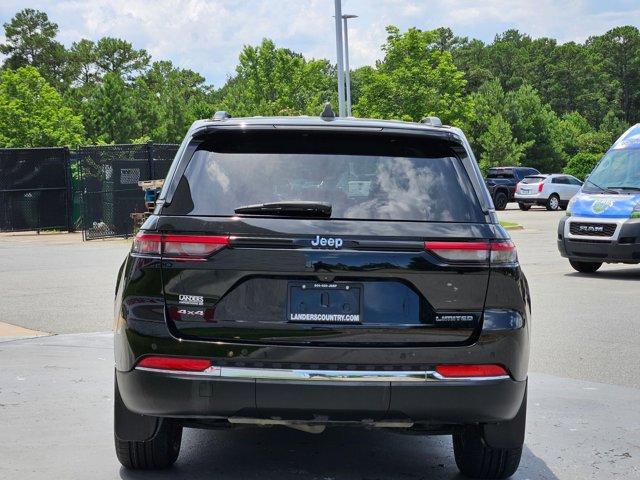 used 2022 Jeep Grand Cherokee car, priced at $28,900