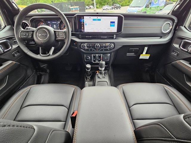 new 2025 Jeep Gladiator car, priced at $43,096