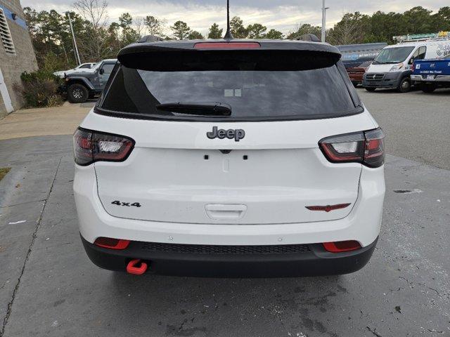 new 2024 Jeep Compass car, priced at $40,010