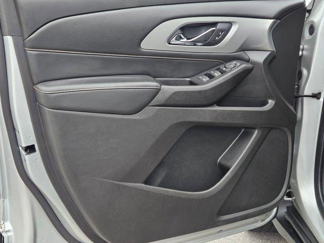 used 2021 Chevrolet Traverse car, priced at $19,995