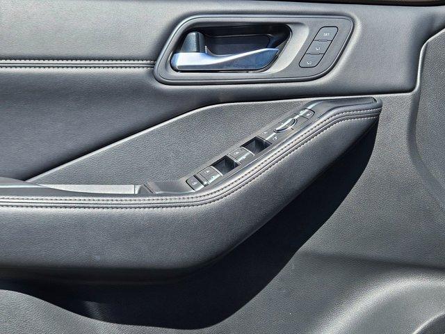 used 2023 Nissan Rogue car, priced at $25,995