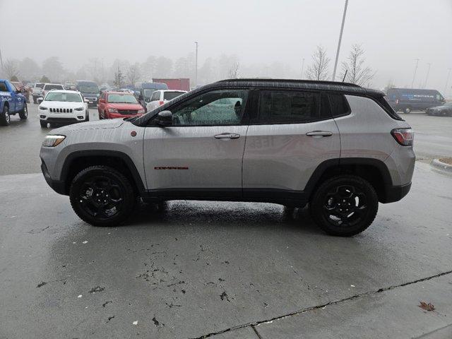 new 2024 Jeep Compass car, priced at $49,509