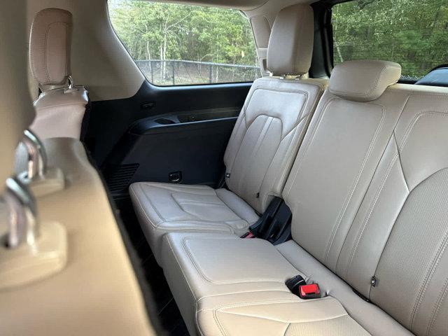 used 2023 Ford Expedition car, priced at $41,995