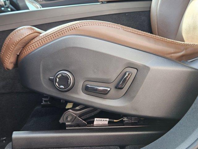 used 2022 Volvo XC60 car, priced at $38,500