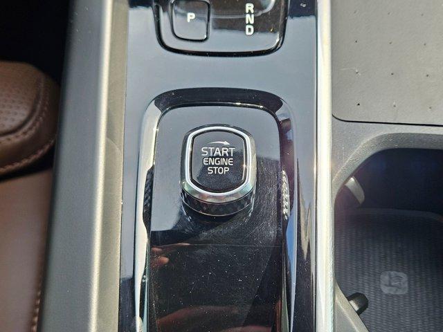 used 2022 Volvo XC60 car, priced at $38,500