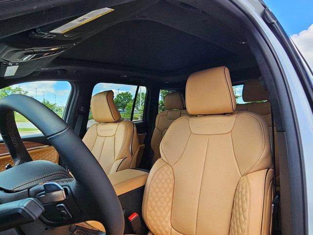 new 2025 Jeep Grand Cherokee car, priced at $60,659
