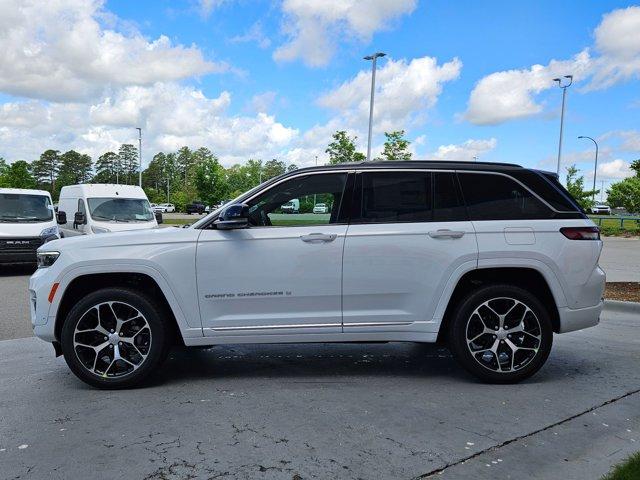 new 2025 Jeep Grand Cherokee car, priced at $60,659
