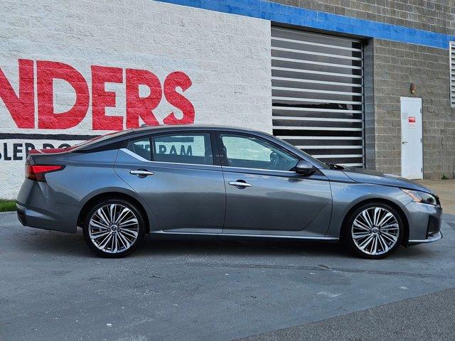 used 2023 Nissan Altima car, priced at $22,500