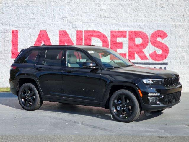 new 2025 Jeep Grand Cherokee car, priced at $51,305
