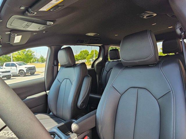 new 2026 Chrysler Pacifica car, priced at $39,999