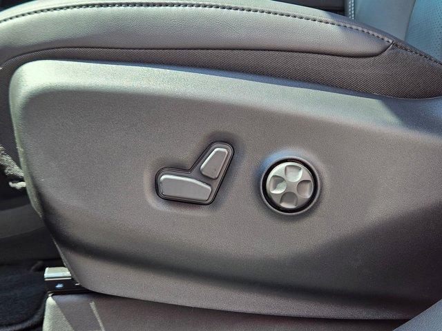 new 2026 Chrysler Pacifica car, priced at $39,999