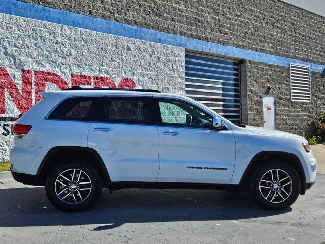 used 2017 Jeep Grand Cherokee car, priced at $12,999