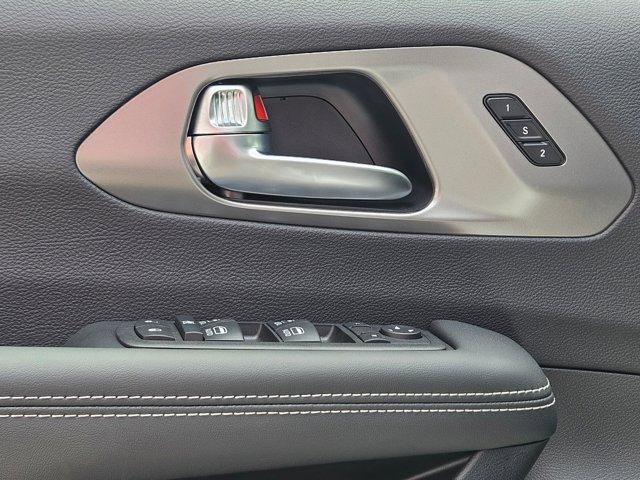 new 2026 Chrysler Pacifica car, priced at $45,628