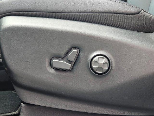 new 2026 Chrysler Pacifica car, priced at $45,628