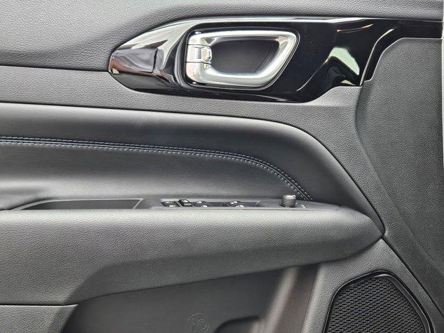 new 2025 Jeep Compass car, priced at $36,971