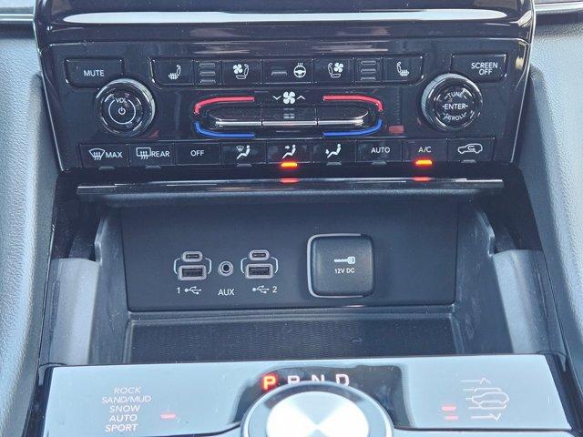 new 2025 Jeep Grand Cherokee car, priced at $58,468
