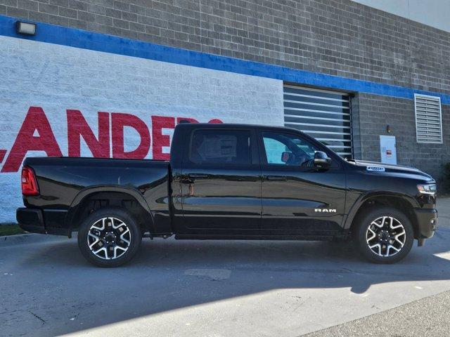 new 2025 Ram 1500 car, priced at $61,721