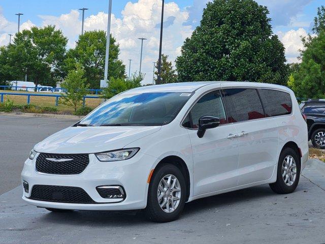 new 2025 Chrysler Pacifica car, priced at $40,945