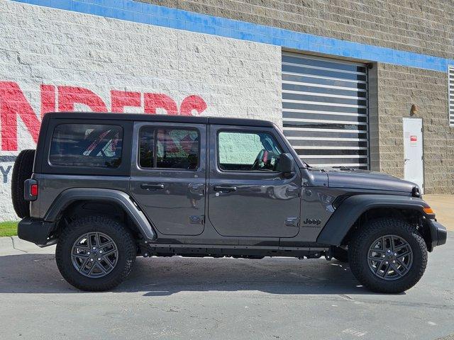new 2025 Jeep Wrangler car, priced at $47,087