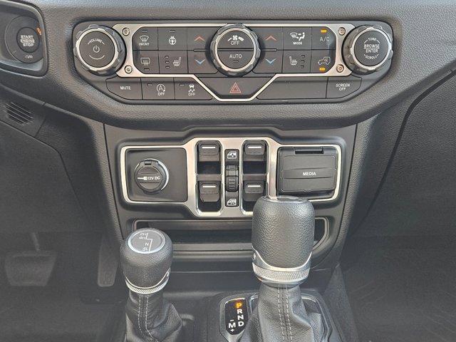 new 2025 Jeep Wrangler car, priced at $47,087