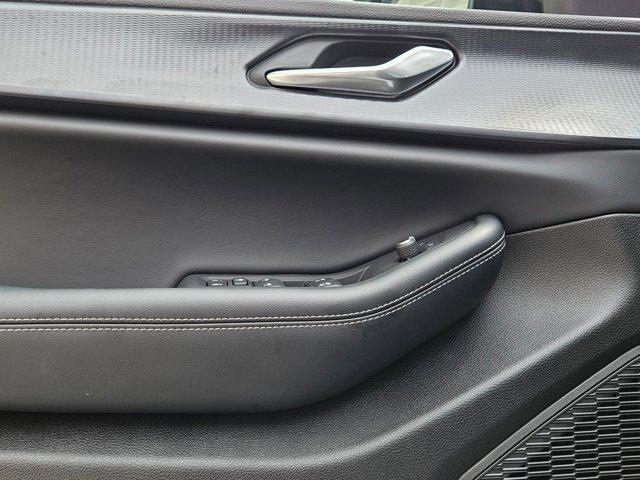 new 2025 Jeep Grand Cherokee car, priced at $45,698
