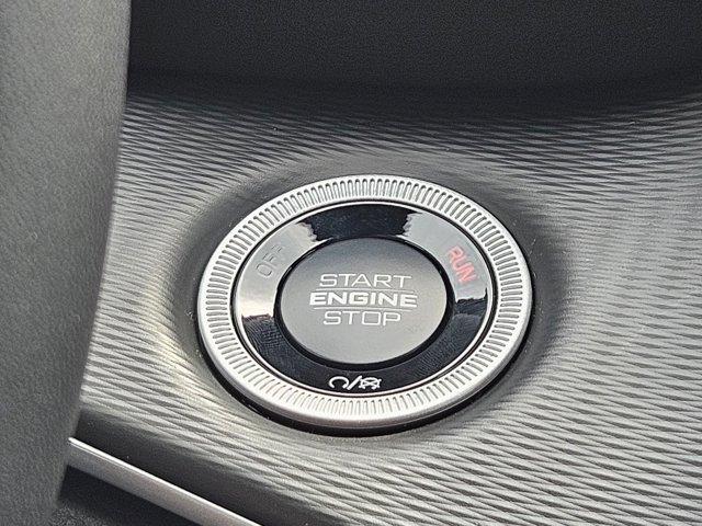 new 2025 Jeep Grand Cherokee car, priced at $45,698