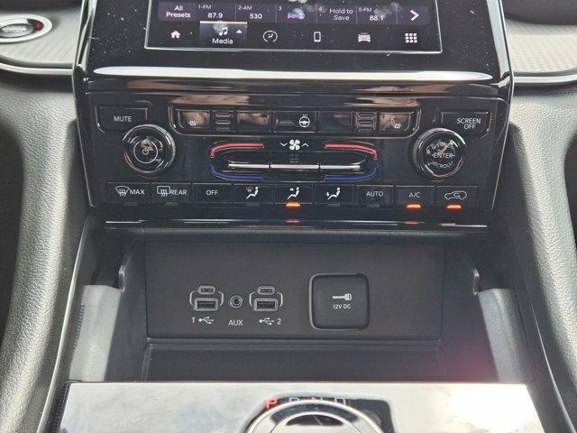 new 2025 Jeep Grand Cherokee car, priced at $45,698