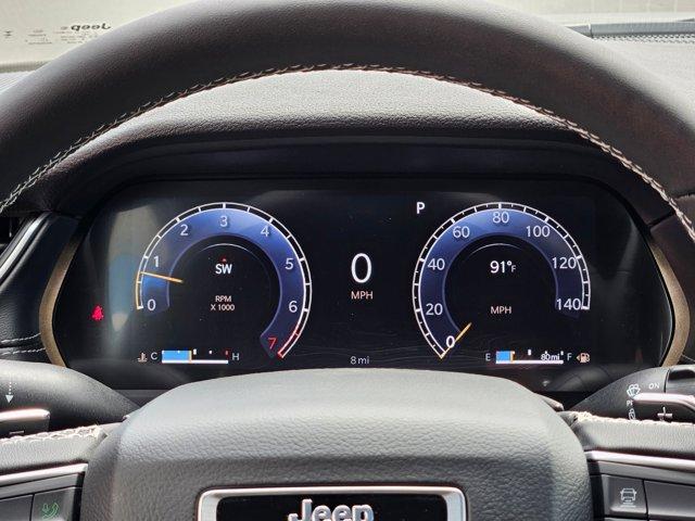 new 2025 Jeep Grand Cherokee car, priced at $45,698