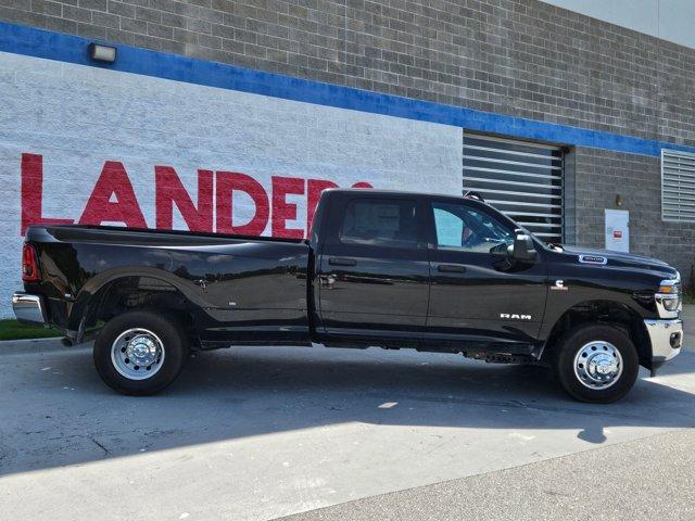 new 2025 Ram 3500 car, priced at $76,395