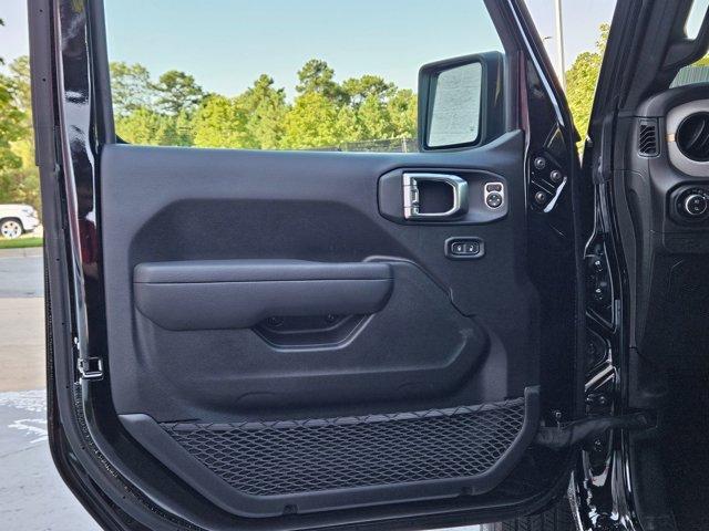 new 2025 Jeep Gladiator car, priced at $47,749