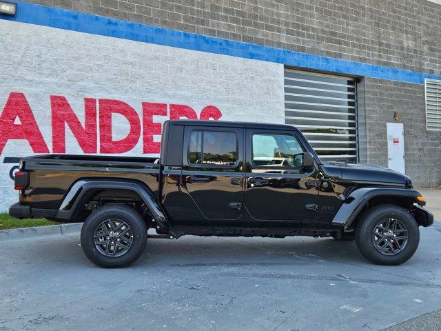 new 2025 Jeep Gladiator car, priced at $47,749