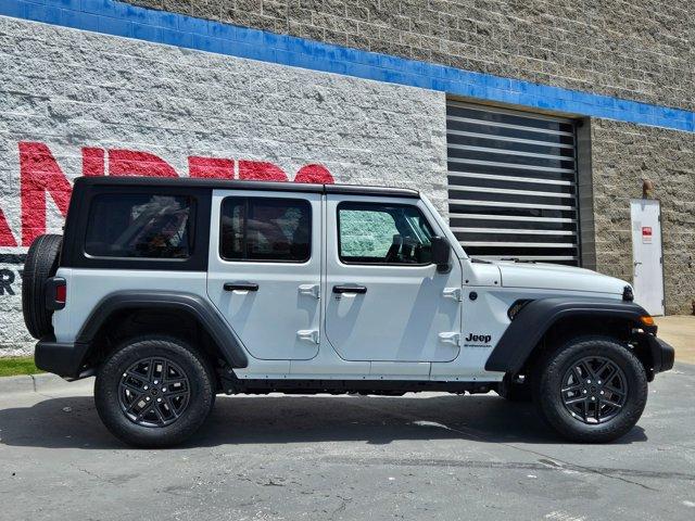 new 2025 Jeep Wrangler car, priced at $44,396