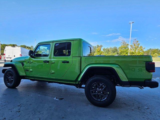 new 2025 Jeep Gladiator car, priced at $49,249