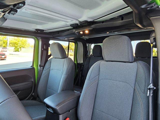 new 2025 Jeep Gladiator car, priced at $49,249