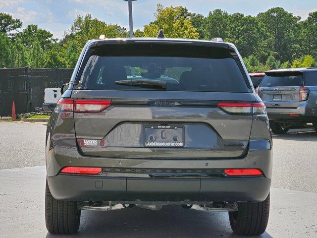 new 2024 Jeep Grand Cherokee car, priced at $41,819