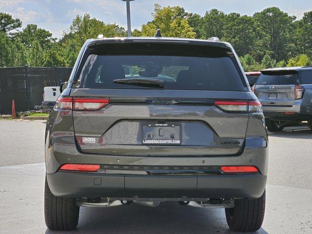 new 2024 Jeep Grand Cherokee car, priced at $43,520