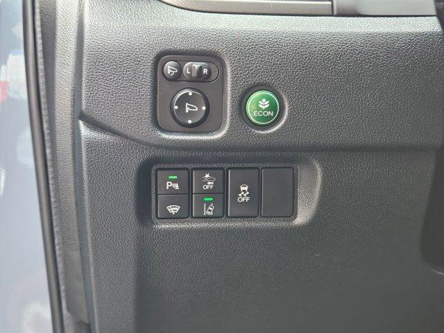used 2022 Honda Passport car, priced at $34,500