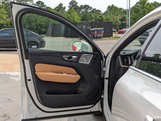 used 2022 Volvo XC60 car, priced at $34,995