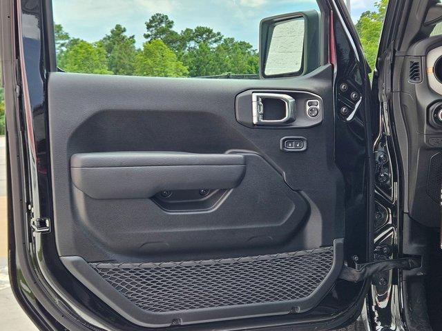 new 2025 Jeep Wrangler car, priced at $43,464