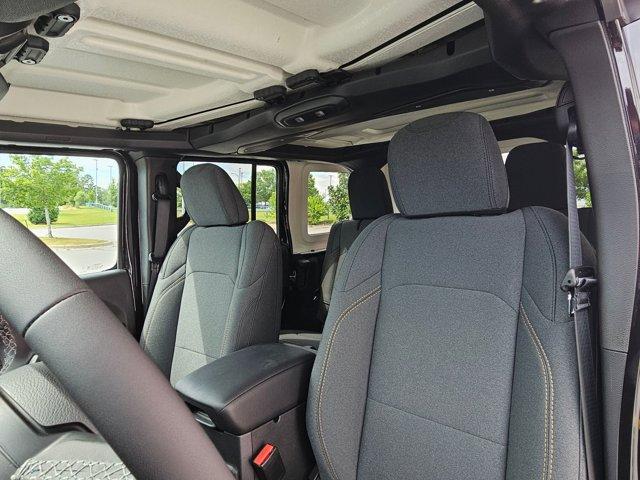 new 2025 Jeep Wrangler car, priced at $43,464