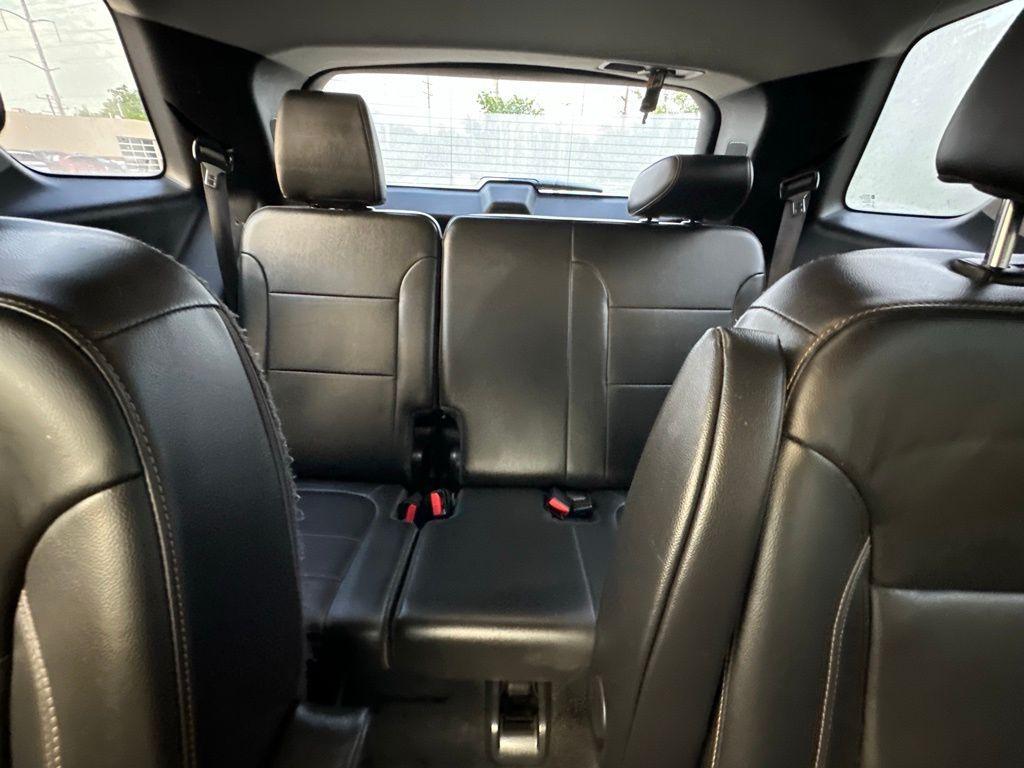used 2019 Chevrolet Traverse car, priced at $20,392