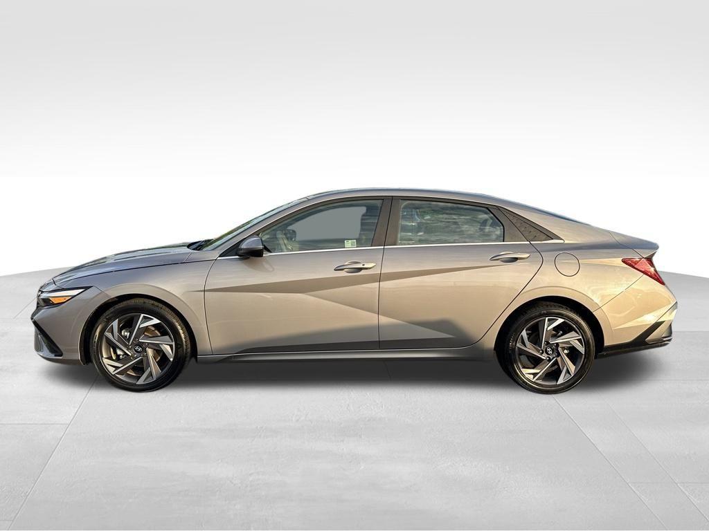 used 2024 Hyundai Elantra car, priced at $20,955