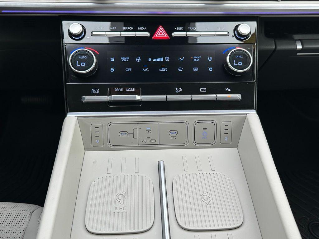 used 2024 Hyundai SANTA FE HEV car, priced at $36,899