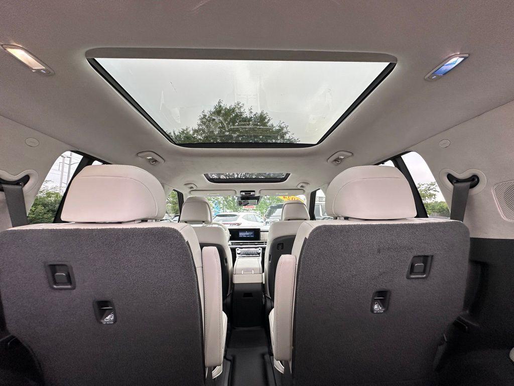 used 2024 Hyundai SANTA FE HEV car, priced at $36,899