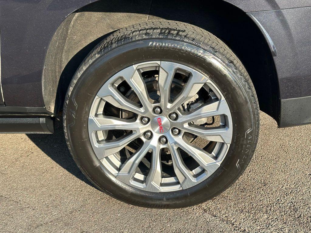 used 2023 GMC Yukon XL car, priced at $57,986