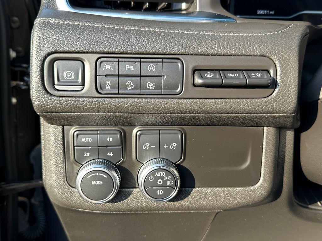 used 2023 GMC Yukon XL car, priced at $57,986