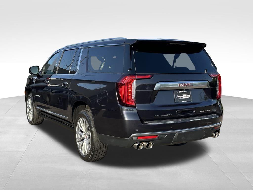 used 2023 GMC Yukon XL car, priced at $57,986